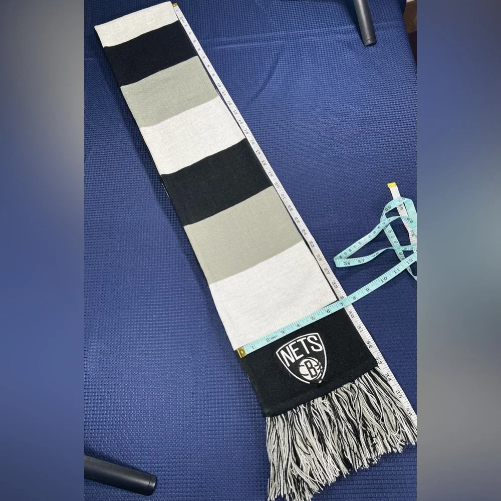 47 Brand Brooklyn Nets Basketball Black and Gray Scarf